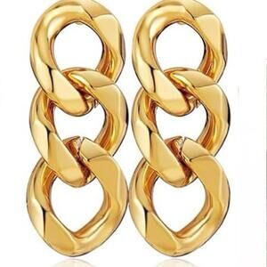 Chunky Gold Chain Link Earrings